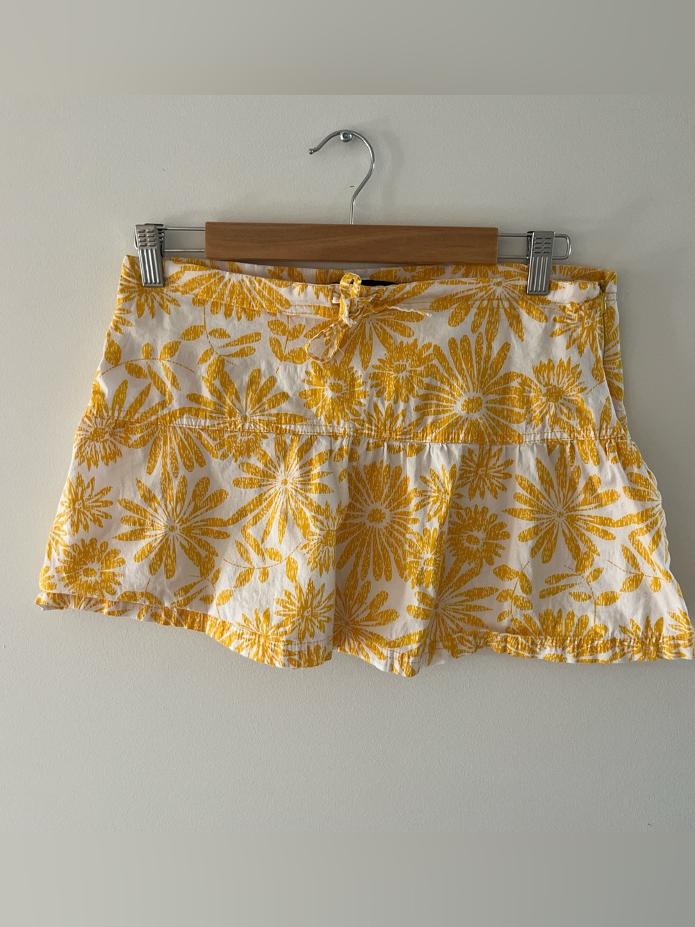 Vintage Londont Yellow White Printed Miniskirt